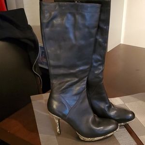 Charles David boots ht